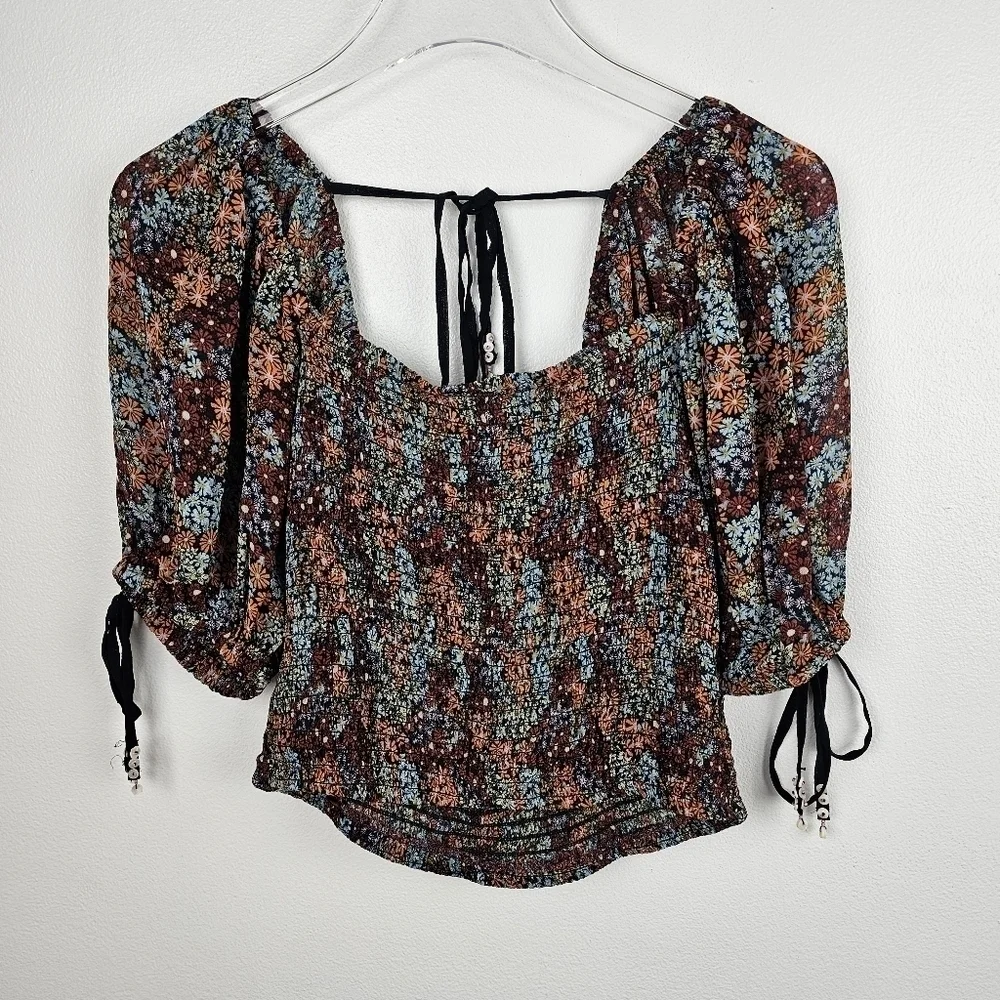 Free People Floral Smocked Puff Sleeve Crop Top NWT, size Small